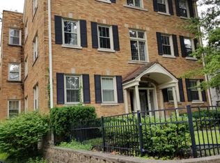 2107 Village Dr #3, Louisville, KY 40205