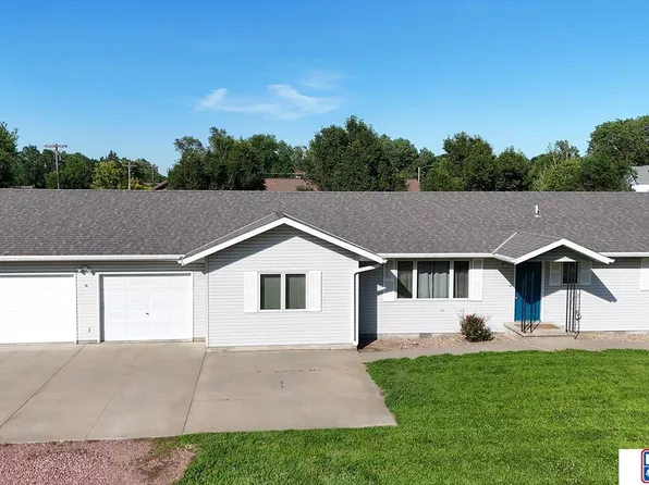 403 S Oak St, Silver Creek, NE 68663