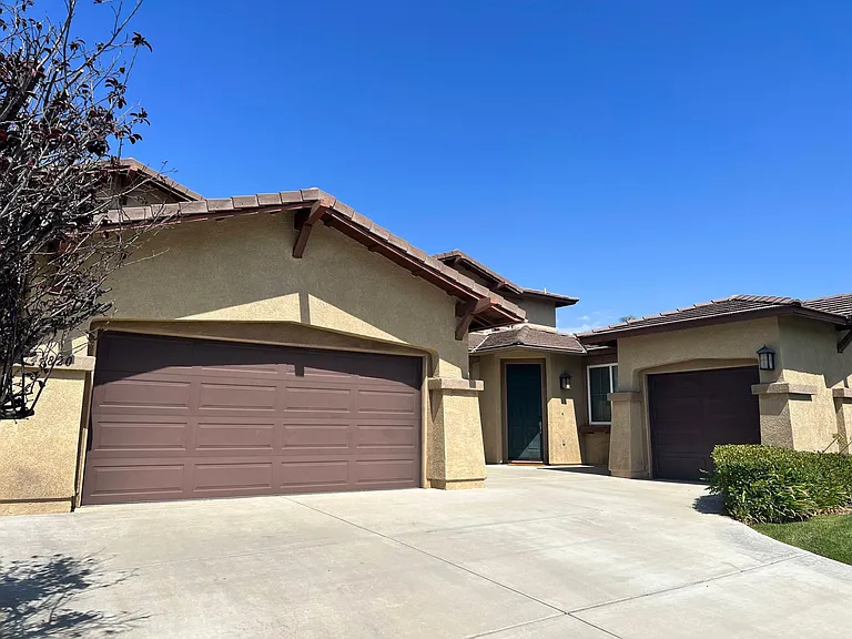 44820 Cosentino Ct — Photo 2