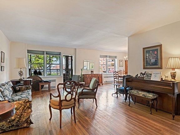 4th image of 16221 Powells Cove Blvd APT 2D