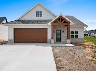 580 Lemere Ct, Howard, WI 54313