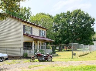 186 Seven Oaks Ln, Statesville, NC 28677