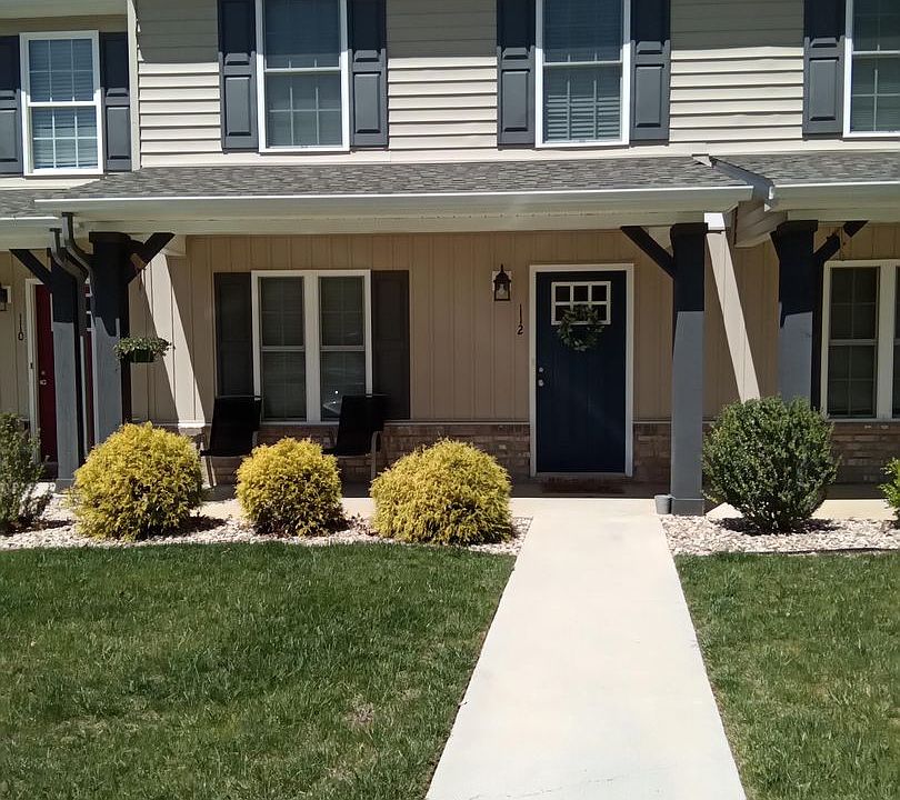 1st image of 112 Squire Cir