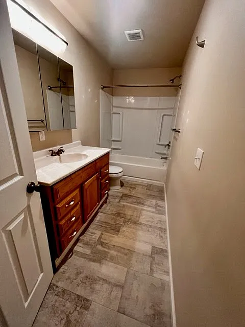213 Locust Street - 3 — Photo 2