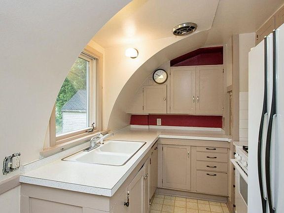 Kitchen overlooking the backyard.
