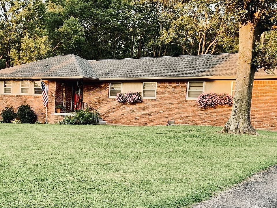 1st image of 313 North Dr