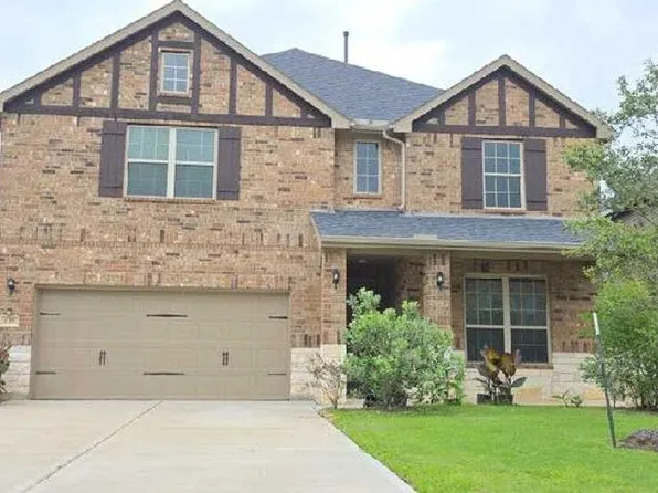 635 Round Lake Dr, Rosenberg, TX 77469