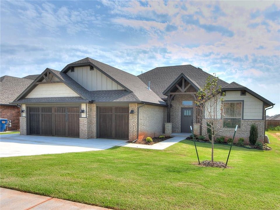 1st image of 1208 N Wisteria Ter