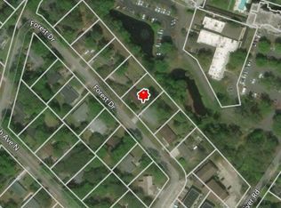 810 Forest Dr, Myrtle Beach, SC 29577