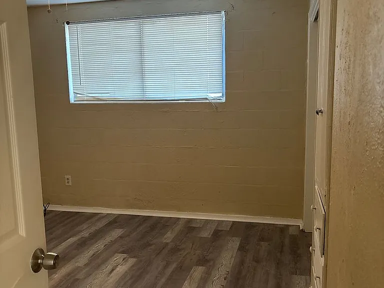 9850 La Branch Dr — Photo 18