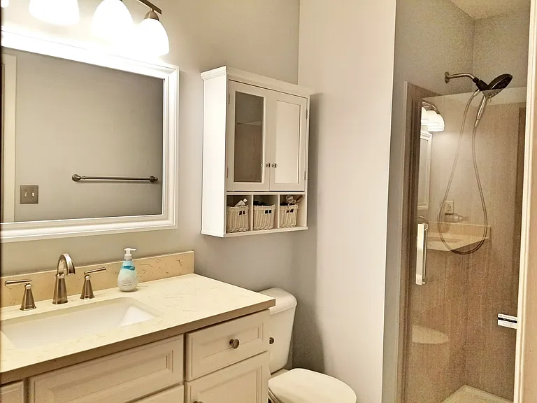 1665 Northbrook Dr — Photo 3