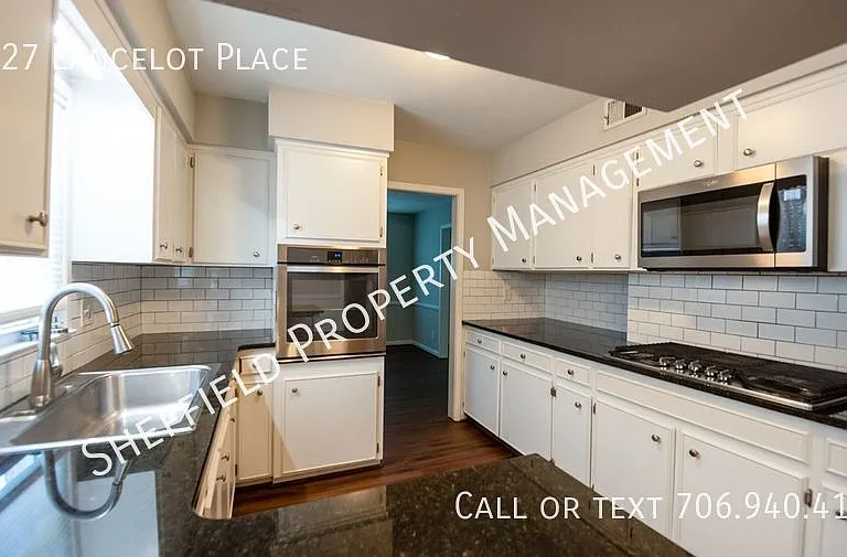 2227 Lancelot Pl — Photo 21