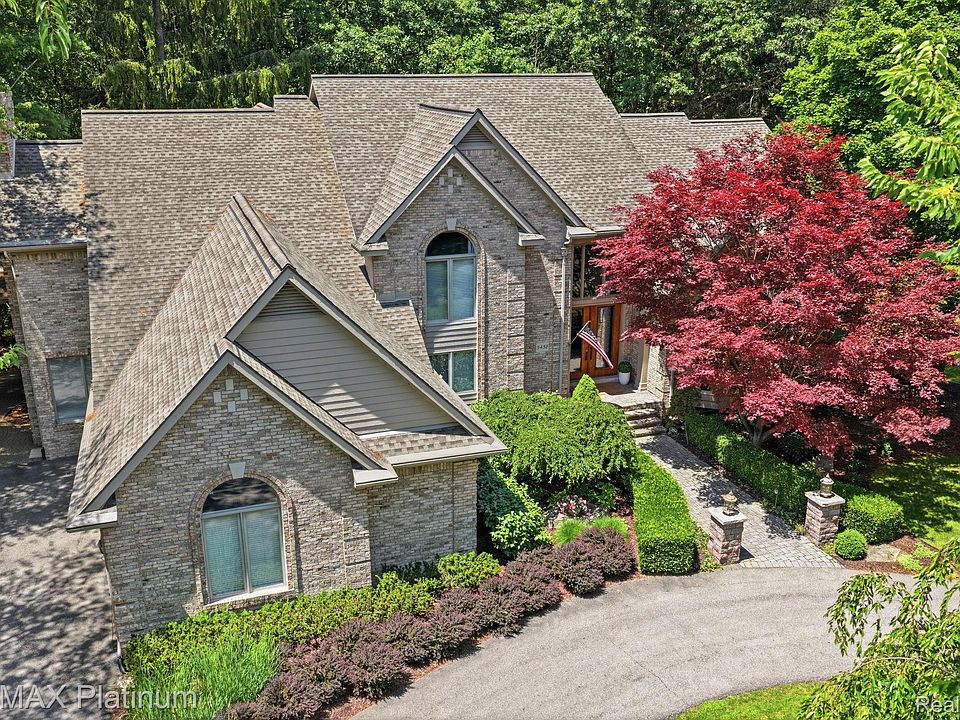 1st image of 5458 Lake Ridge Dr