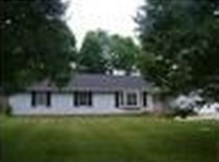 1957 Old Paris Rd, Lexington, KY 40505