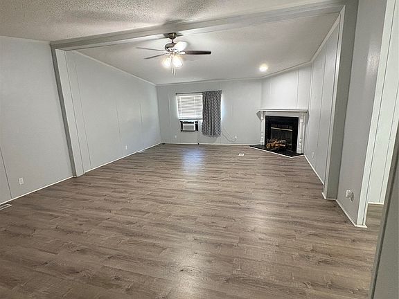 3rd image of 426 E McKinley Ave