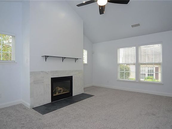 5th image of 6209 Oyster Bay Ct