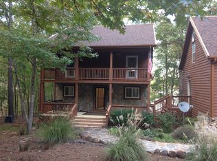 823 Woodside Dr, Winnsboro, SC 29180