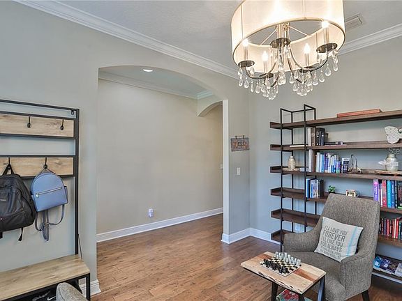 5th image of 3701 W Tacon St