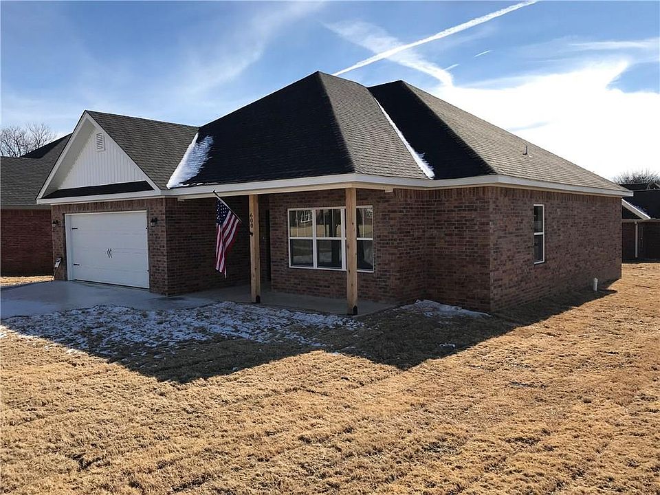 1st image of 600 Maci Ct