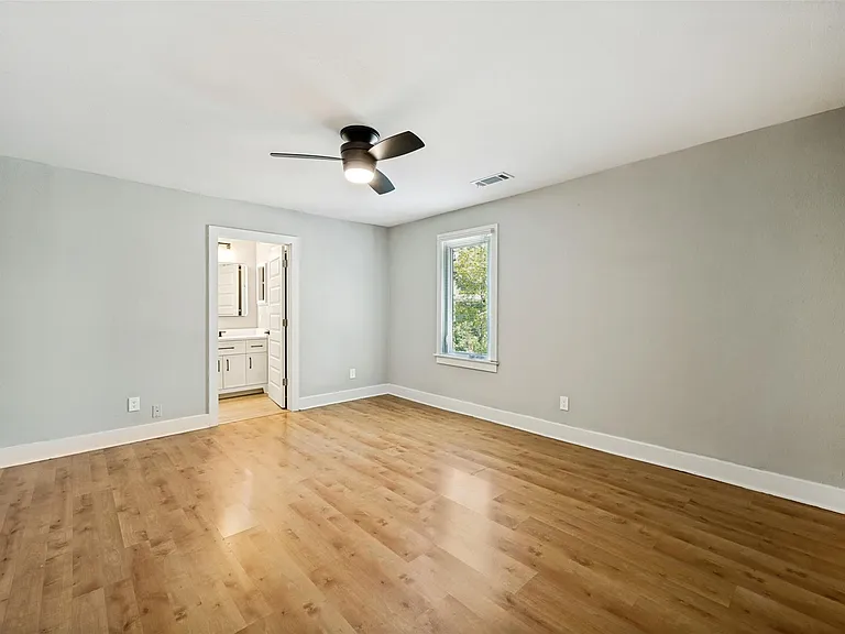 2804 Breeze Ter — Photo 14