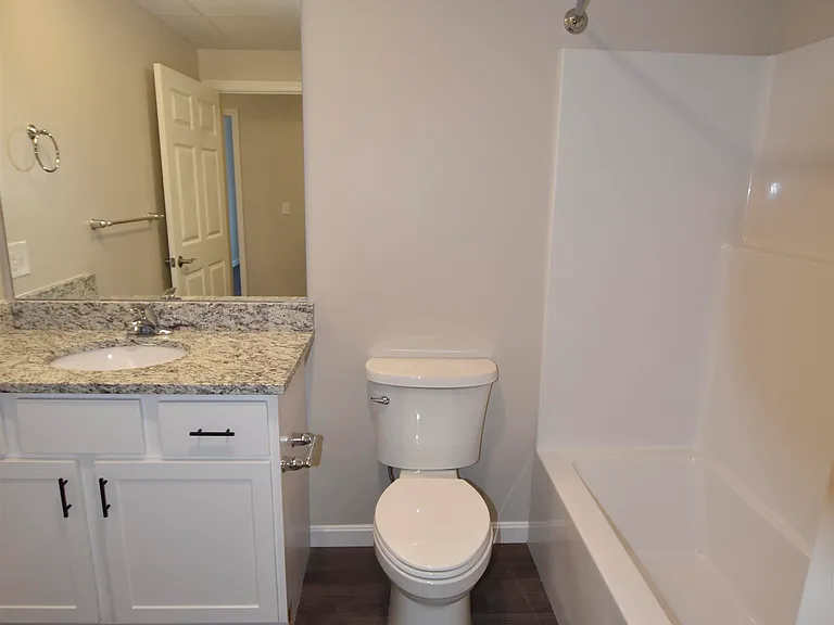 217 Rockingham Rd #304 — Photo 10