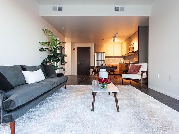 5th image of 315 S Harrison St #Skahfrg7u