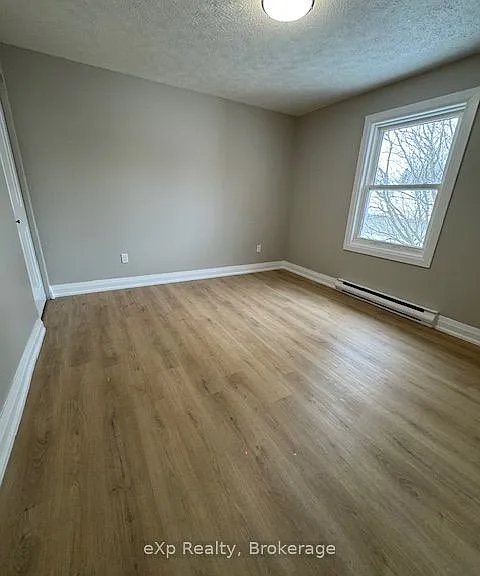 215 McNab St #10 — Photo 11