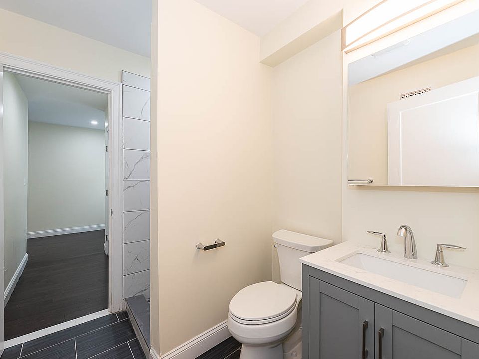 1st image of 10 Marion St #1F
