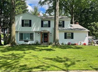 586 Timothy Dr, Tallmadge, OH