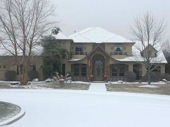 4-seasons curb appeal