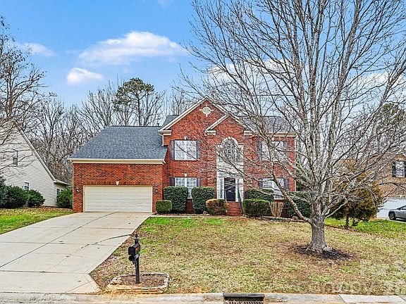 2nd image of 3007 Linstead Dr