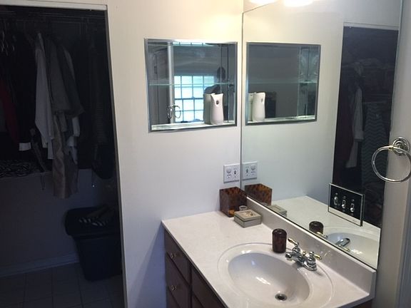 4th image of 509 47th St SE