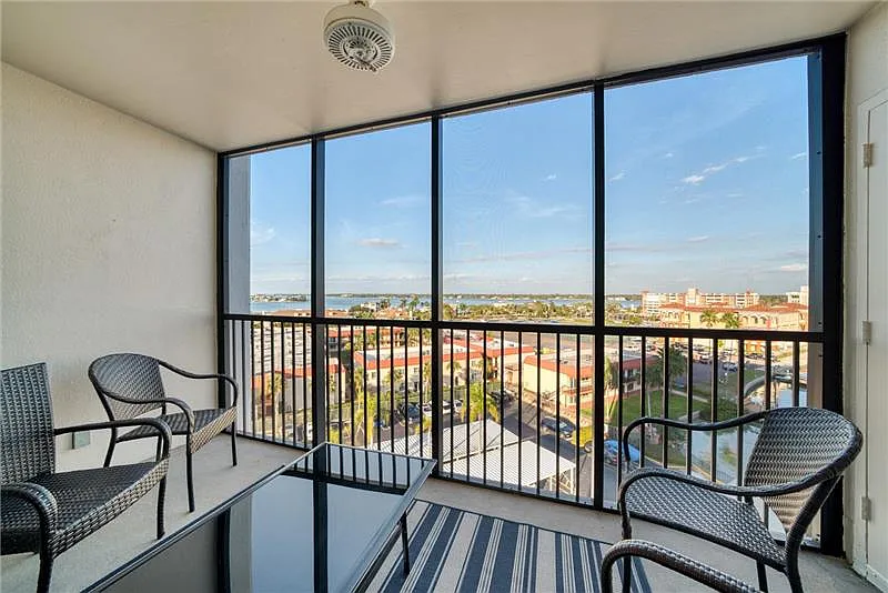 2 bed, 1240 sqft, $3,000 — Photo 4