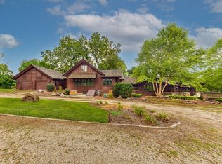 400 Machelle Dr, Cary, IL 60013