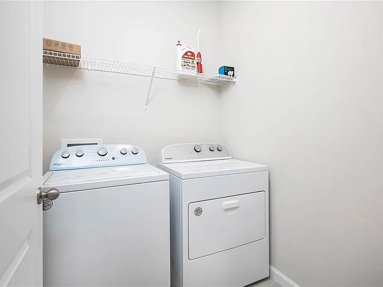 16873 Castoro Dr — Photo 15