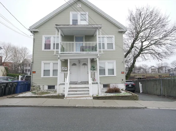 11 Ropes St, Salem, MA 01970