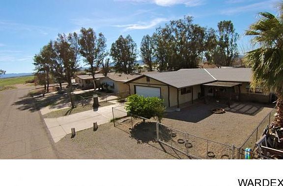 3rd image of 8309 Pine Dr