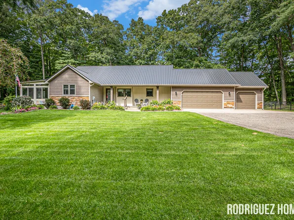 4735 Forest Vale Rd, Pierson, MI 49339