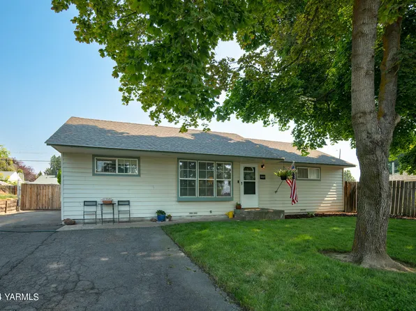 1005 S 36th Ave, Yakima, WA 98902