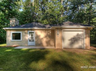 11335 Hemlock Ave, Holton, MI 49425