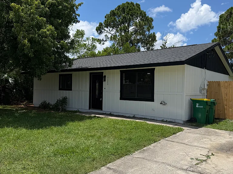 5080 Mayflower St — Photo 1