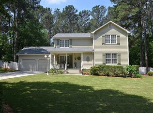 559 Banks Rd E, Fayetteville, GA 30214