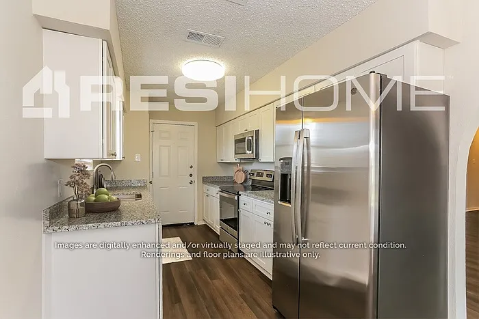 3 bed, 2.0 bath, 1390 sqft, $2,245 — Photo 3