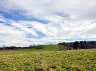 1163 Sam Black Church Rd, Smoot, WV 24977