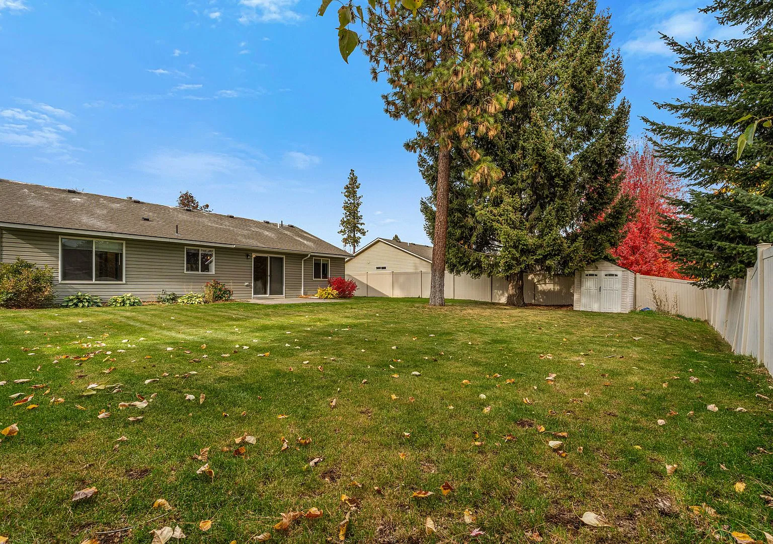 Beautiful 3-Bedroom Home In Legacy Place Coeur D'Alene! — Photo 2