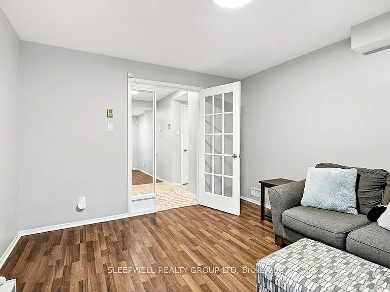 21 Kedgewick Ct — Photo 13