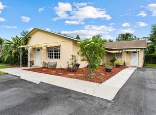 4782 Cambridge St, Lake Worth, FL 33463