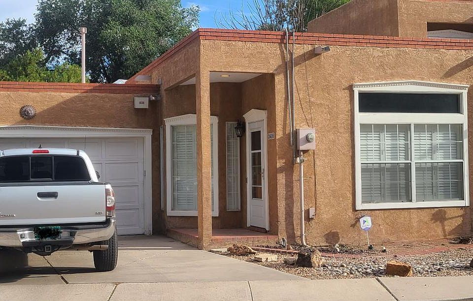 1st image of 2408 Plaza Vizcaya NW