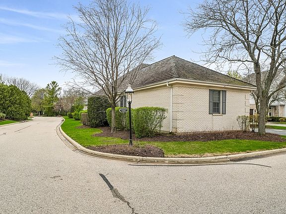 3rd image of 5 Middlesex Ct