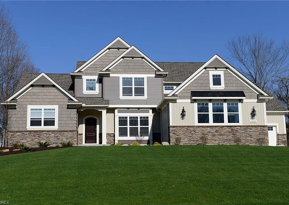 1st image of 4025 Deer Lake Dr